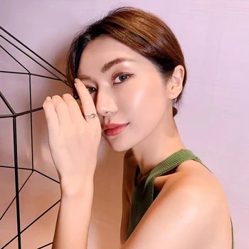 2020 Nové Klasické Římské Digitální Kruhu Kroužky Jižní Korea Světlo Luxusní Sexy Ženy Módní Šperky Shell Student Index Prst Prsten