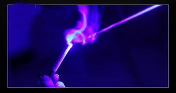 Hořící Modré Laserové Ukazovátko Svítilna pohled Pochodeň 445nm 80000m Focusable Lazer vypálit zápas svíčku zapálil petardu