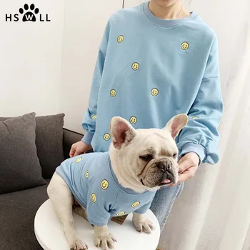 HSWLL Jaro a léto nové smajlíky vyšívané pet svetr francouzský buldoček oblečení psa a majitel kostým roztomilé štěně