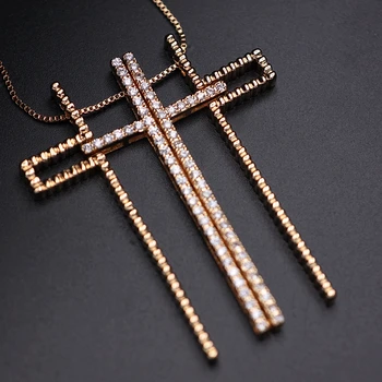 Jedinečný design velké velikosti Kříž Přívěsek Náhrdelník Pro Ženy se Zirkony Zlaté Barvě bez kombinace Řetěz Náhrdelník Šperky