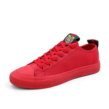 Módní pánské board boty červené kožené pohodlné sportovní pánské boty, běžecké boty, ležérní univerzální vysoce kvalitní sportovní obuv