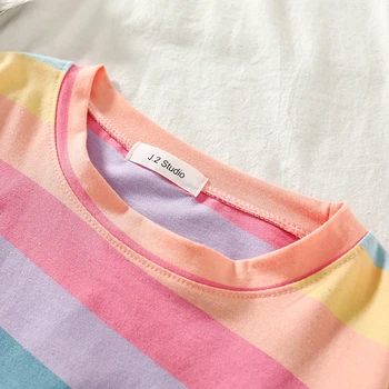 OUMEA Ženy Rainbow Pruhované Trička Krátký Rukáv Ležérní Volné Pláže Barevné Stripe Tričko korejské Sladké Oříznuté Tees Bavlna