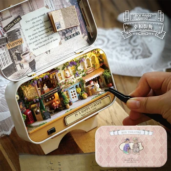 Q005 Žehlička Box Doll House DIY Miniaturní 3D Dřevěné Puzzle Domeček pro panenky Miniaturas Nábytek Panenka Dům Šťastný Rohu Chlapci Dívky Dárky