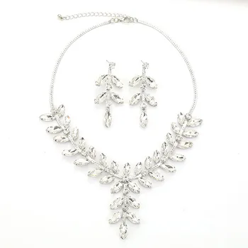 SLBRIDAL Populární Roztomilý Jasné Kamínky Crystal Flower Svatební Šperky Set Svatební Náhrdelník Náušnice Set Žen Prom Party Šperky