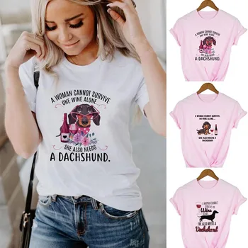 Žena Nemůže Přežít na Víno Sám, Ona Také Potřebuje Jezevčík Ženy Vtipný Grafický T-shirt Pes Tisk Letní Trička Topy Oblečení