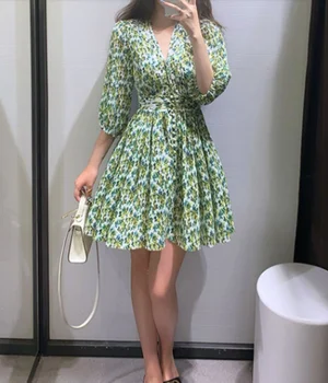 Hot Prodej Módní Květinové tisk Šaty Plné rukáv Zelené skládaný skládací design Hluboký sexy v-neck mini šaty