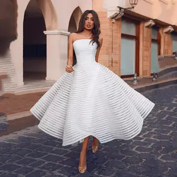 Módní Princezna Krátké Svatební Šaty Roku 2021 Bez Ramínek-Line Nevěsta DressBackless Mid-Tele Boho Svatební Šaty Vestidos De Novia