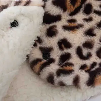 Podzim Zimní Zahušťování Plus Sametové Leopardí Tlačítko Teplo Imitace Králičí Kožešiny All-zápas Ležérní Límec Jeden Kruh Bib B48