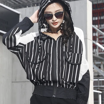 Max LuLu Jaře Roku 2020 Módní Korejský Dámy Punk Streetwear Ženy S Kapucí Bundy Ok Ležérní Pruhované Krátké Kabáty Sexy Větrovka