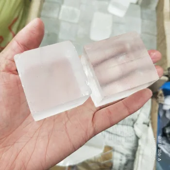 Syntetický Křemen Kostky Cube Icelannd Spar Rock Léčivou Energii Crystal Kámen, Domácí Či Svatební Dekorace