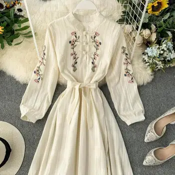 2019 Podzimní Elegantní Šaty Cheongsam Zlepšení Vyšívané Lucerna Rukáv Plná Barva Vestidos Stojící Límec Plus Velikost Šaty