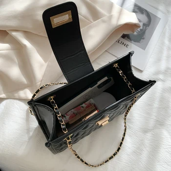 Jednoduše Crossbody Tašky PU Kožené Řetěz Tote Vintage Messenger Bag Lady Cestovní Malé Kabelky pro Ženy 2021