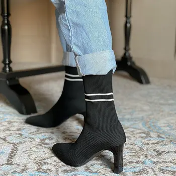 Stripe Pletené Ponožky Boty Ženy Pružnost Tkaniny Vysoký Podpatek Kotníkové Boty Pro Ženy Stretch Tkaniny Špičaté Toe Boty Bílá Černá Červená