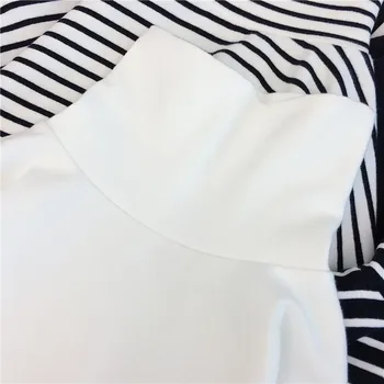 T-košile Ženy Bílá Černá Pruhované All-zápas Korean Stylu Streetwear Tričko Dámské Rolák Vysoce Kvalitní Módní Oblečení, Elegantní