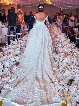 2021 Nový Luxusní Dlouhý Rukáv Ples Šaty Svatební Šaty Illusion Top Pearl Korálkový Krajky Svatební Šaty Vestido De Mariage