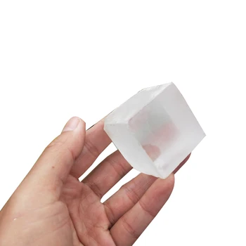 Syntetický Křemen Kostky Cube Icelannd Spar Rock Léčivou Energii Crystal Kámen, Domácí Či Svatební Dekorace
