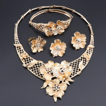 Nové Indické Šperky Set svatební Svatební Crystal Dubaj Zlaté Šperky Set pro Ženy Květina ve Tvaru Náhrdelník Náušnice Náramek Prsten Sady